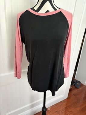 POL Black Long-Sleeve Raglan Top with Pink Sleeves
